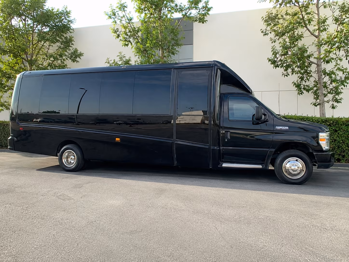 wine event transportation from greensboro to stonefield cellars winery